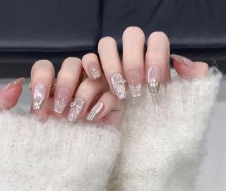 ネイル エリ🫧 nail池袋東口のネイルデザイン