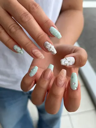 ネイル Allure小山店 Nagisaのネイルデザイン
