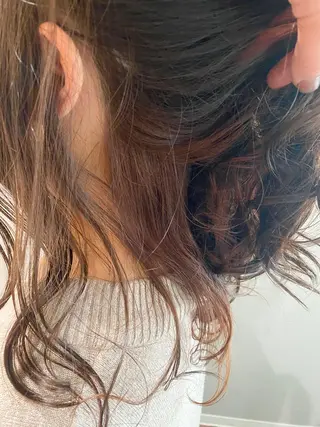 セミロング カラー moanin モーニンのヘアスタイル