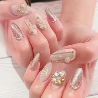 ネイル Nailsalon Liliesのネイルデザイン