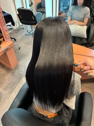 ロング レイヤー透明感カラー ワタルのヘアスタイル