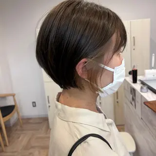 ショート カラー 舟橋 りんかのヘアスタイル