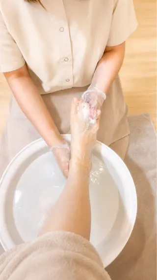 フットケア 巻き爪のネイルデザイン