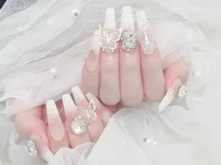 ネイル ユリ kbiのネイルデザイン