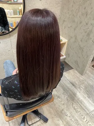 ミディアム カラー 下茂 菜々のヘアスタイル