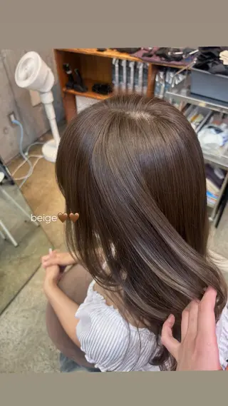 ロング カラー 榎本 すみれのヘアスタイル