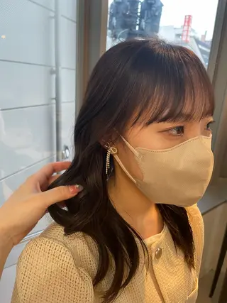 ロング カラー tiel 小山莉々のヘアスタイル