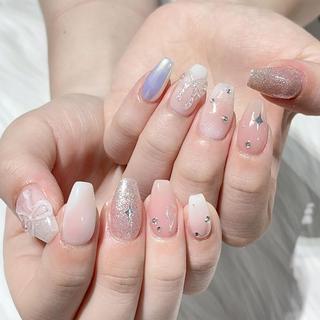 ネイル Queens テイのネイルデザイン