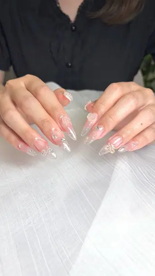 ロング Luludy 博多店 岡本梨桜のネイルデザイン