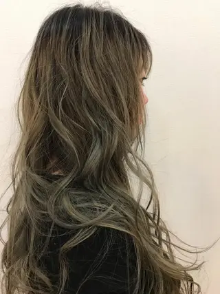 ロング カラー 大山 雅矢のヘアスタイル