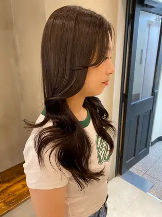 セミロング 新宿/顔周りカット +レイヤー=しずく♩のヘアスタイル
