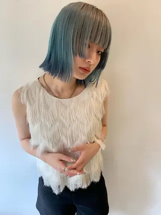 ショート wakana/ 柔らかベージュカラーのヘアスタイル