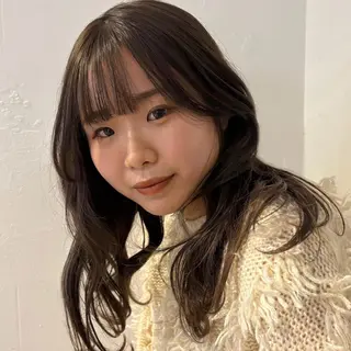 セミロング カラー mina / 透明感ベージュカラーのヘアスタイル