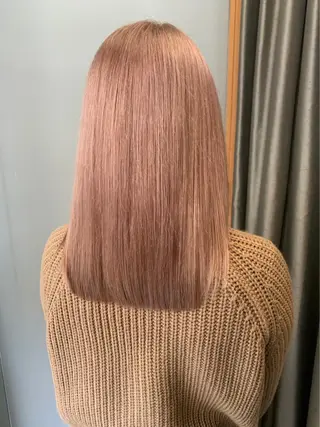セミロング カラー 長畑 光紀のヘアスタイル