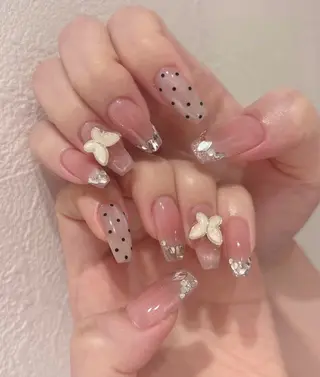 ネイル D-BEAUTY Nailsalonのネイルデザイン