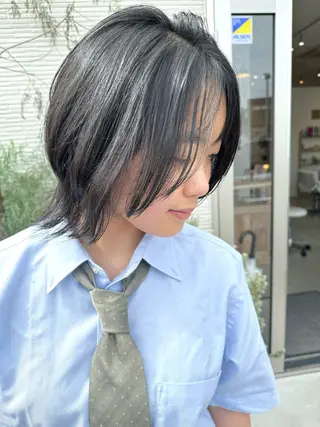 ミディアム 【un】 MANAのヘアスタイル