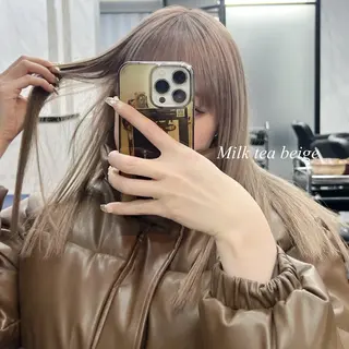 ロング カラー シールエクステ特化 ハイトーン、NANAのヘアスタイル