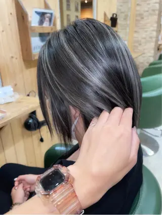 カラー ハイトーン belle ナホのヘアスタイル
