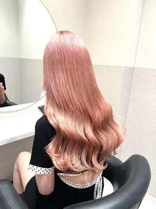 ロング カラー 🩵ブリーチカラー MIORI🩵のヘアスタイル
