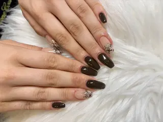 ネイル le'a -レア-のネイルデザイン
