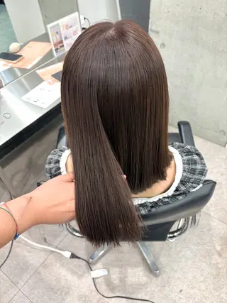 ミディアム カラー 艶々ハイトーン🫧/ かのんのヘアスタイル