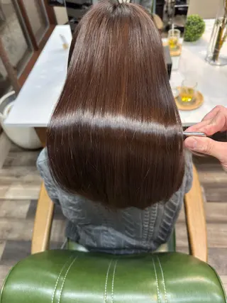 ロング 金 春江のヘアスタイル