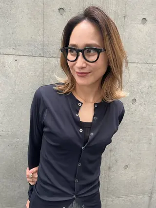 ミディアム 忠本 功のヘアスタイル
