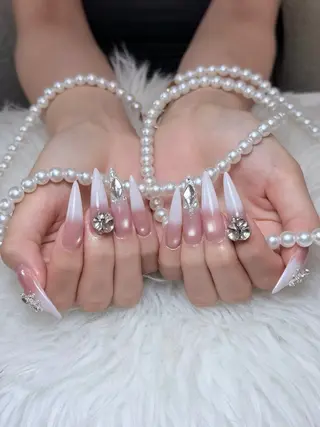 ネイル Julli NailStudioのネイルデザイン