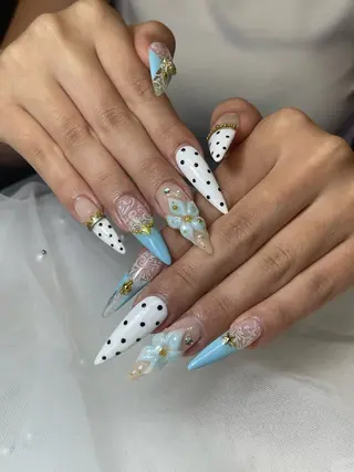 ネイル NiJi Nailsのネイルデザイン