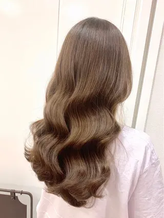 セミロング カラー ヘアアレンジ 柔らか垢抜けｶﾗｰと ｶｯﾄ🫧ASUKAのヘアスタイル