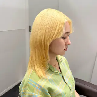 ロング カラー 💫艶ハイトーン×髪 質改善💫リュウトのヘアスタイル