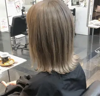 ミディアム 青山 健のヘアスタイル