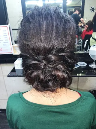 セミロング 京都最安価エクステ muuka🦋のヘアスタイル