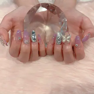 ネイル リスブラン 🎀Mika🎀のネイルデザイン