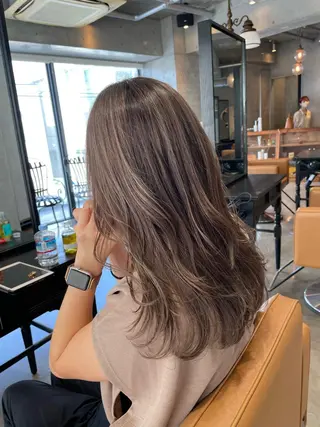 ロング カラー kana .のヘアスタイル