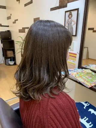 セミロング カラー サトウ シューイチのヘアスタイル