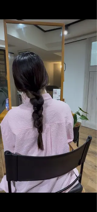 ヘアアレンジ ✨艶髪✨ 奈須晴香のヘアスタイル