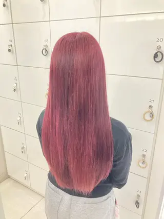 ロング カラー 上杉 梨緒のヘアスタイル