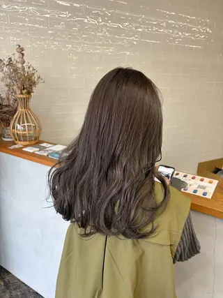 ロング カラー sol Amiのヘアスタイル