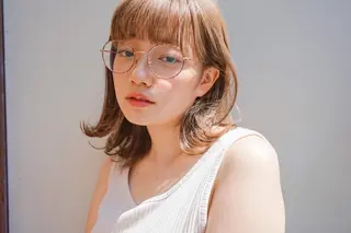 ミディアム カラー N° +aero 横浜のヘアスタイル