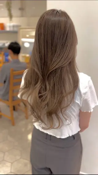 ロング カラー 韓国風・ブリーチなし ・あり後藤 一斗店長のヘアスタイル