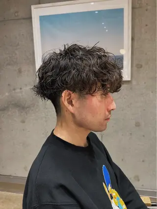 ショート メンズ HIROKI /艶カラー/カットのヘアスタイル