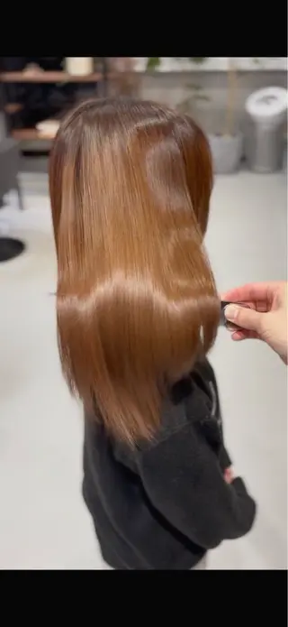 ミディアム カラー 川口 飛鳥のヘアスタイル