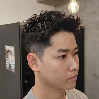 ショート メンズ 安田 大輔のヘアスタイル