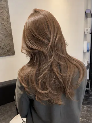 ロング 海野翔吾🇨🇳 ワンホンレイヤーのヘアスタイル