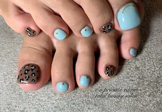 ネイル LAVISH 大和店 🤱子連れ大歓迎のネイルデザイン