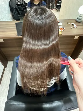 セミロング 金 春江のヘアスタイル
