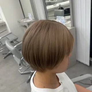ショート ボブハイトーン 🖤Ayame🖤のヘアスタイル
