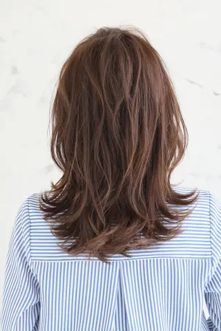 ミディアム RAPT bis ラプトビズのヘアスタイル