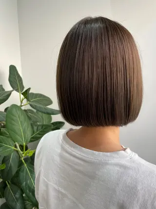 ミディアム サワタ ミサのヘアスタイル
